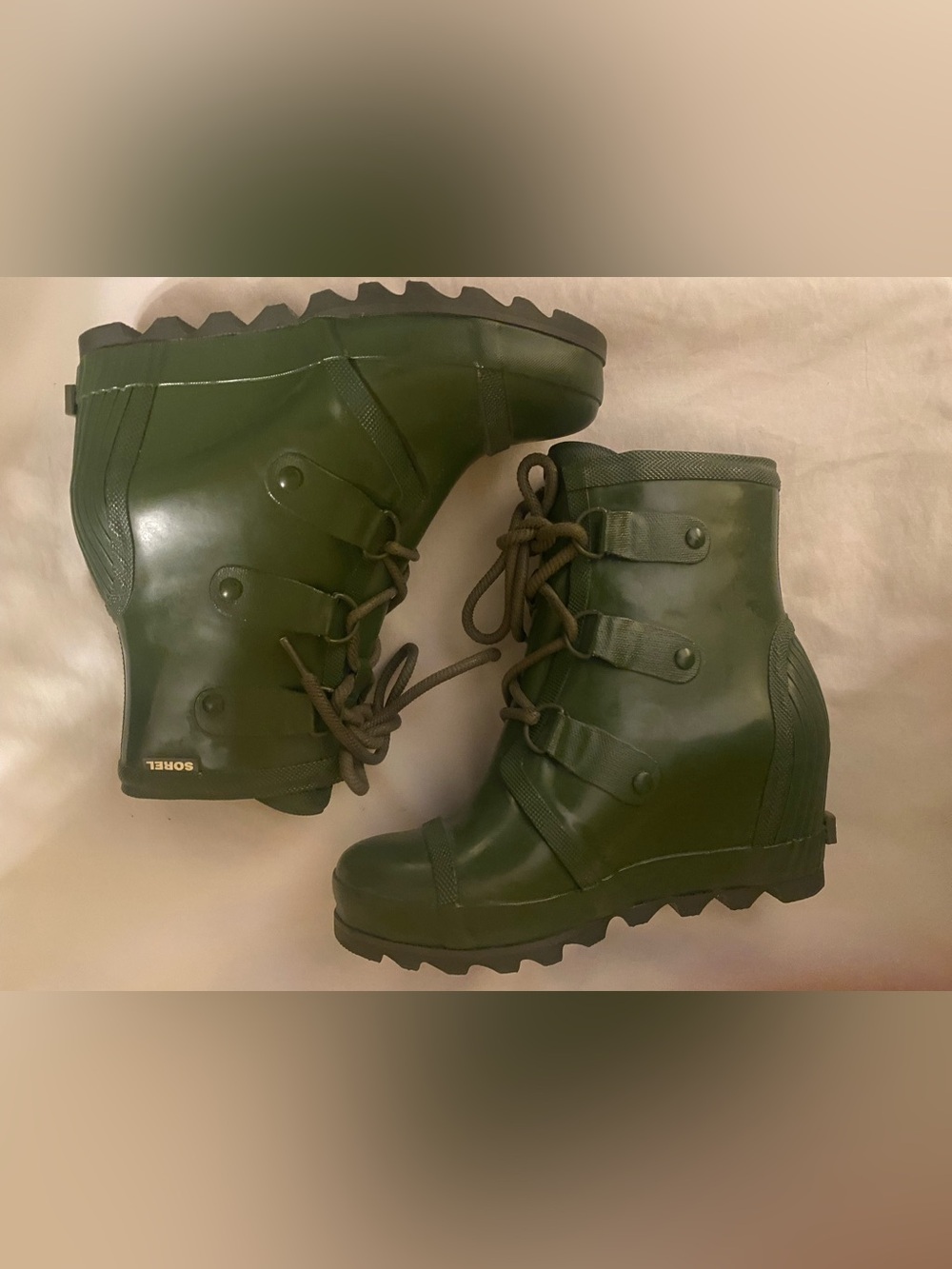 Sorel Olive Green Lace-Up Wedge Rain Boots